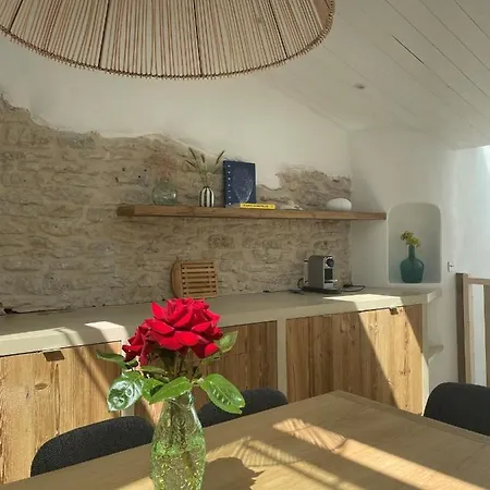 Casa de hóspedes D'hôtes Hôte Des Portes île De Ré