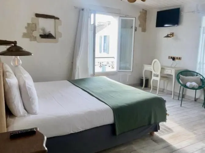 D'hôtes Hôte Des Portes île De Ré Pensión 4*