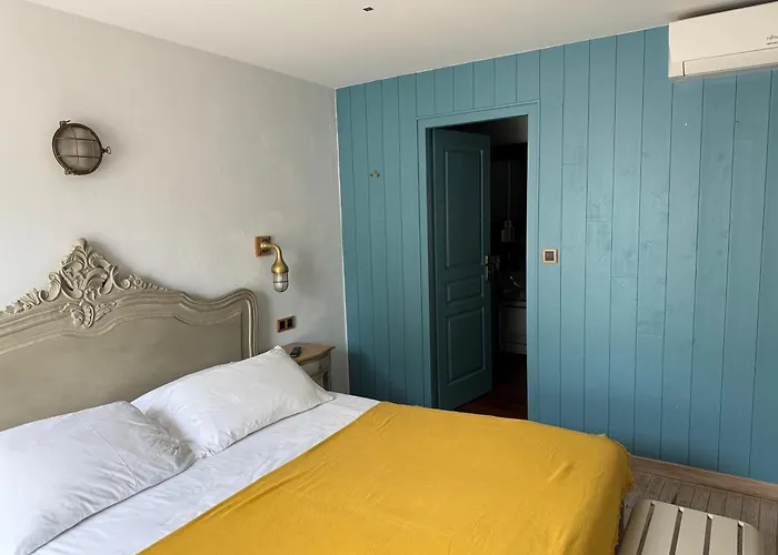 D'hôtes Hôte Des Portes île De Ré Pensión 4*